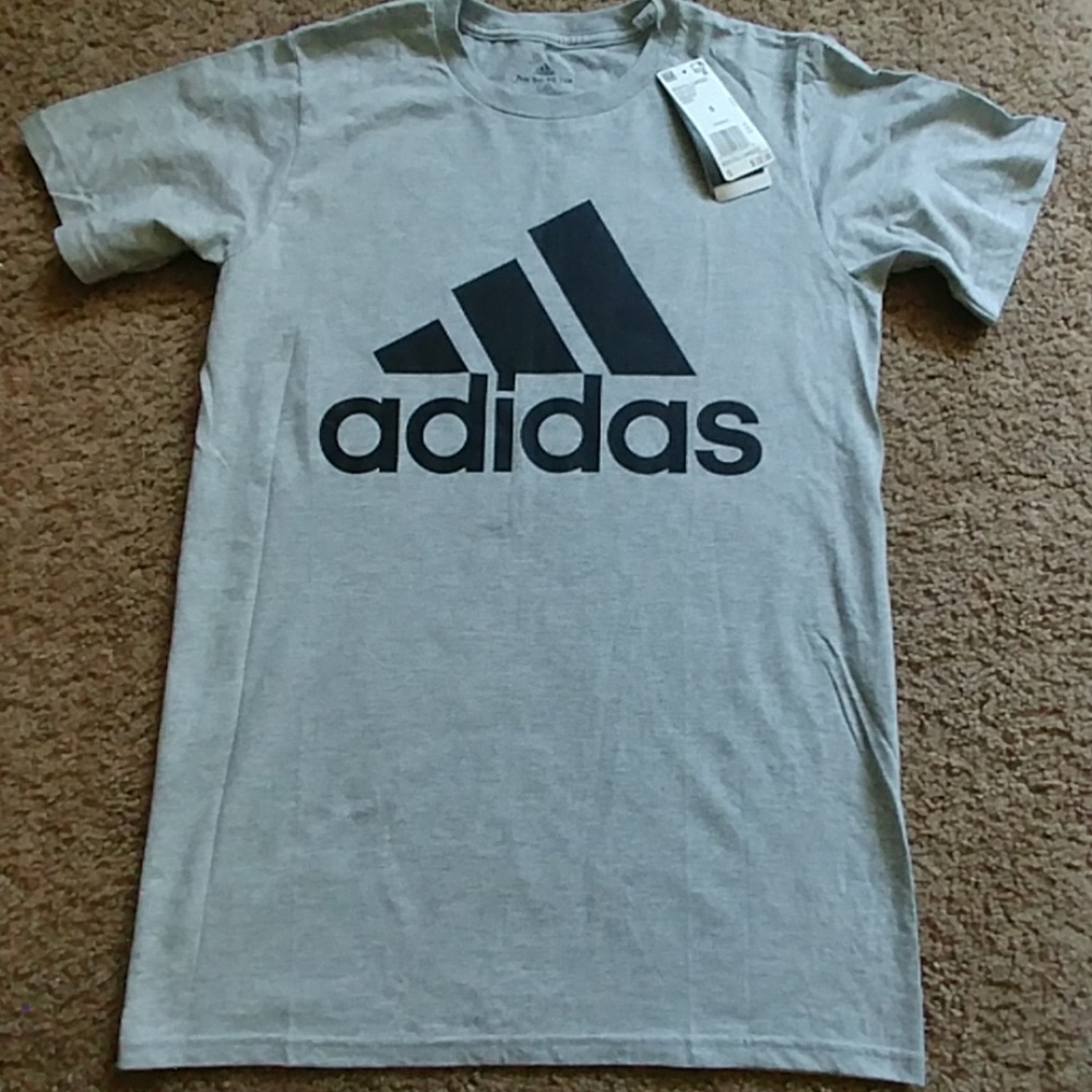 Adidas T-shirt